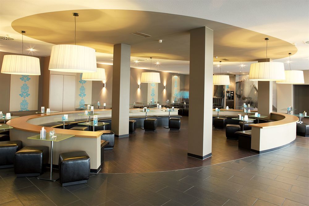 Motel One Frankfurt Airport Frankfurt nad Mohanem Exteriér fotografie