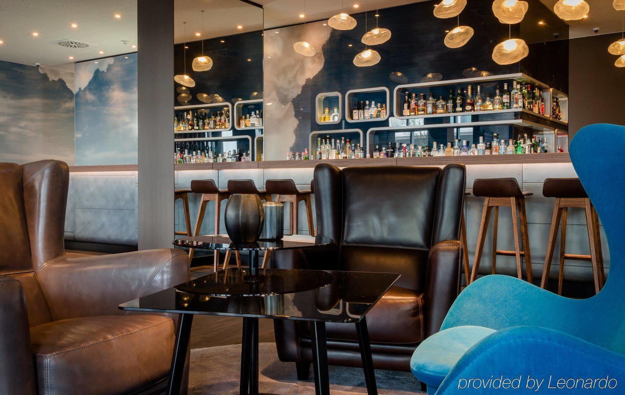 Motel One Frankfurt Airport Frankfurt nad Mohanem Exteriér fotografie