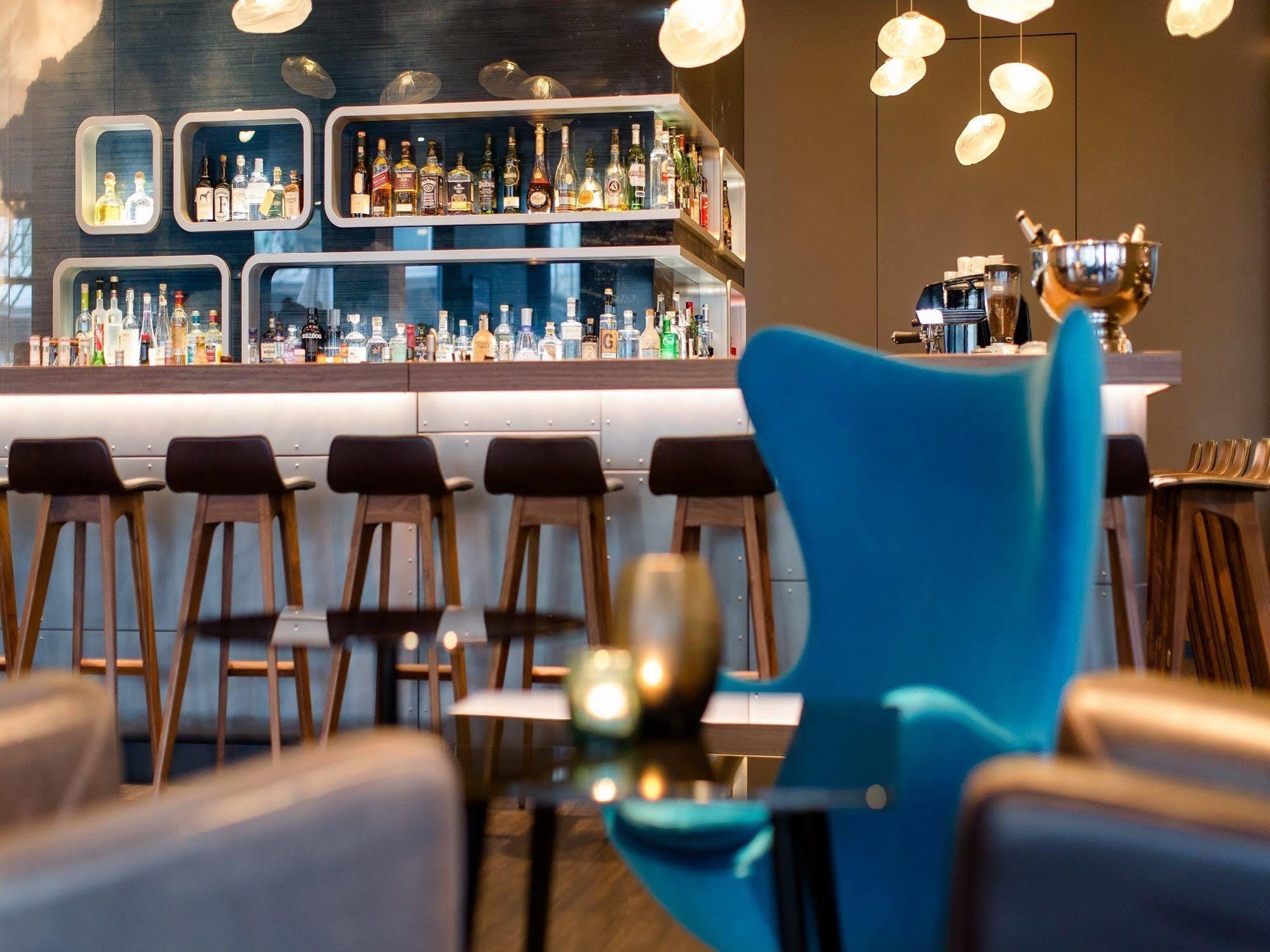 Motel One Frankfurt Airport Frankfurt nad Mohanem Exteriér fotografie